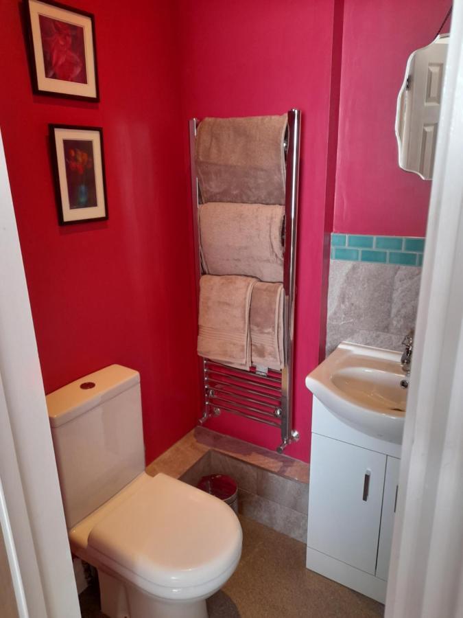 Bastwick House B&B Great Yarmouth Bagian luar foto